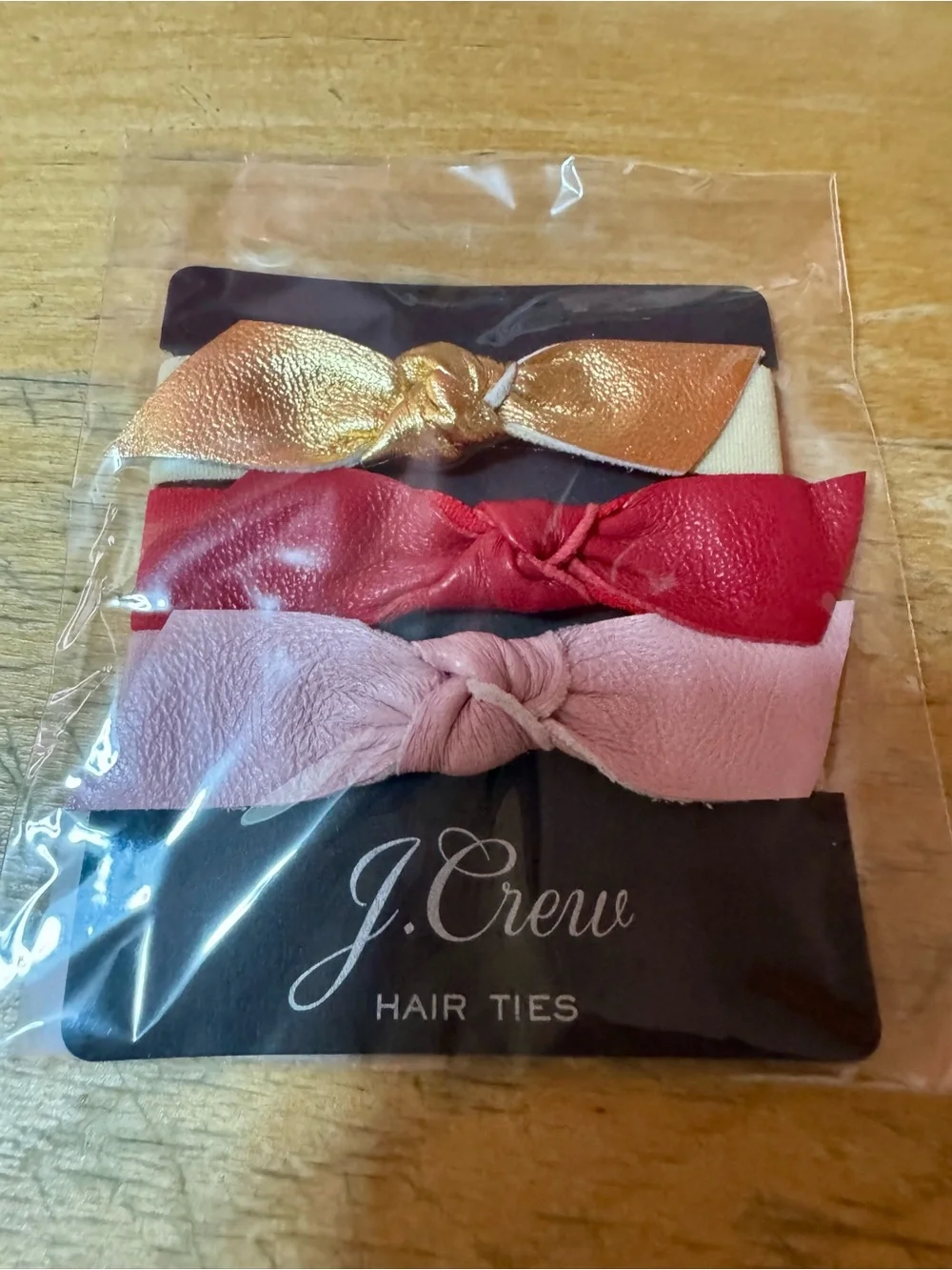 NWT J.Crew leather bow hair ties (Item G9835)